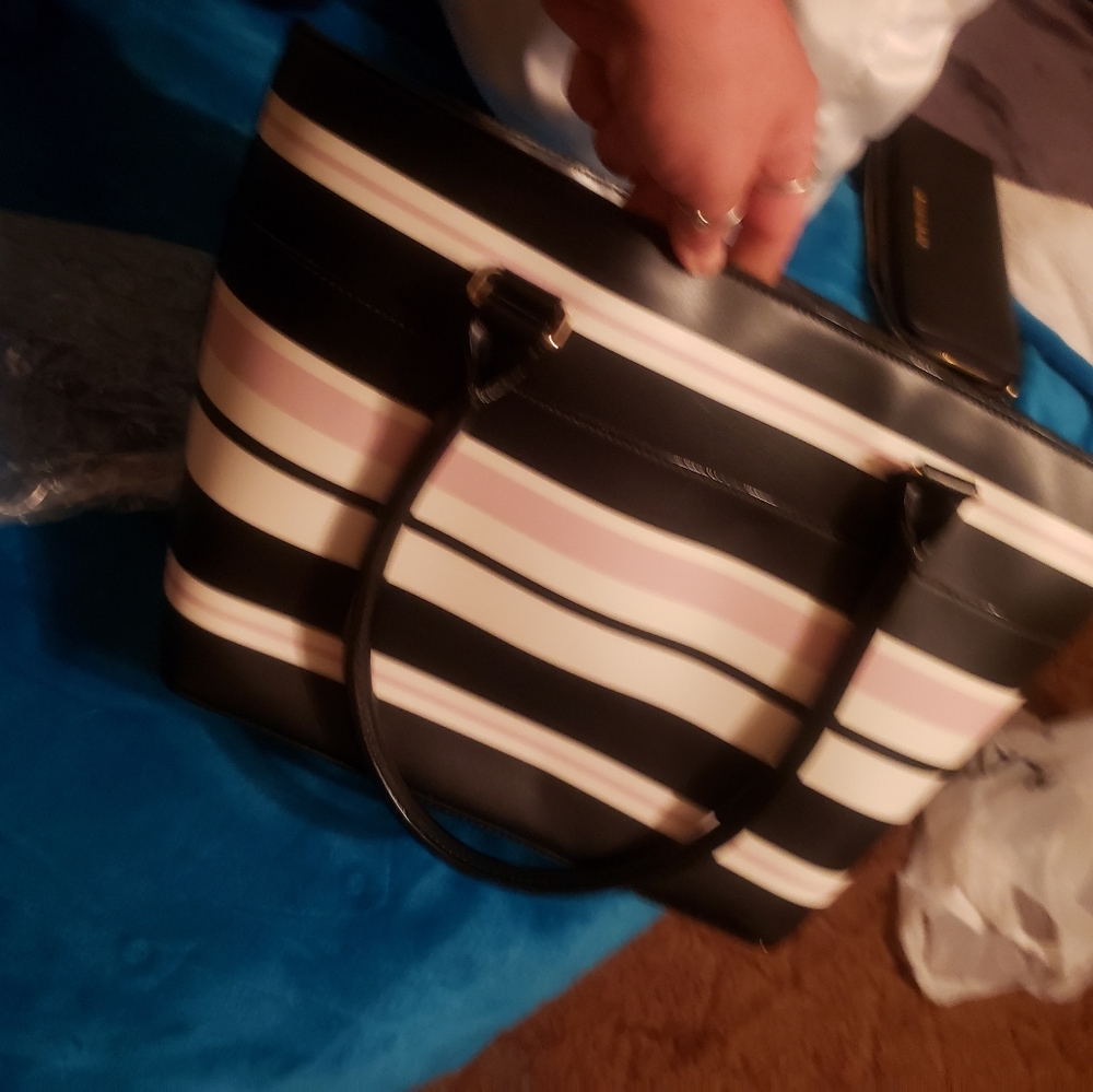 Katespade Purse ,wallet ,and bag charm